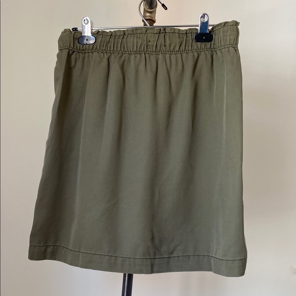 LOFT Cargo Skirt - Picture 2 of 6